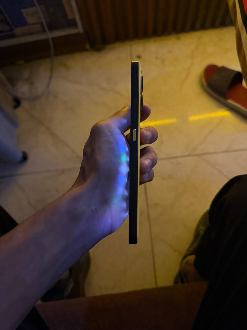 ابو دشير • للبيع • وصف ناقص