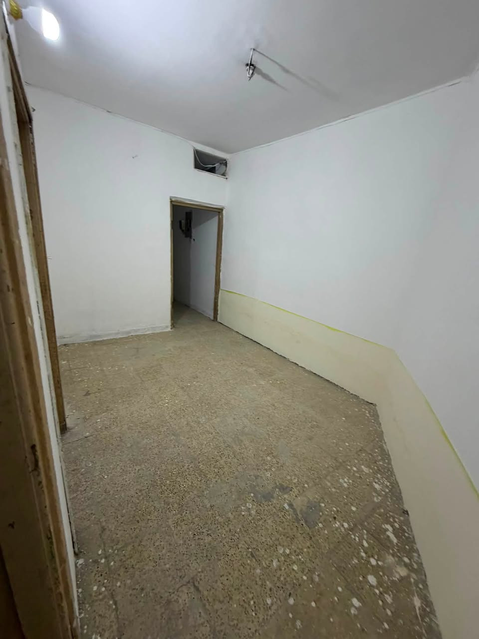🏠(دار للايجار مساحه 200متر طابق واحد)من الموقع المميزه وحلوه وراقيه جدا
#الموقع //شارع الحسينيه حي الاساتذه قريب من الشارع العام جدا ومن شارع 60 

✅متوفره كامل الخدمات 🛣

✅بناء نضيف ومرتب وترميم جديد 

وايجاره جدا مناسب 💵 

نستقبل جميع العروض 🏡التجاريه والسكنيه في كافه🏡احياء محافظة بابل 

للاستفسار اكثر 

***********
