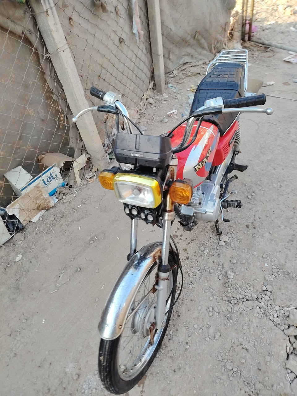 سلام عليكم دراجه للبيع شاصي 14  محرك مفتوح مفتوح   وباقي غراض 24 وراق اصولي استفسار اكثر خاص ام رقم *********** مو شراي لا يراسل ويتعبني السعر خاص

