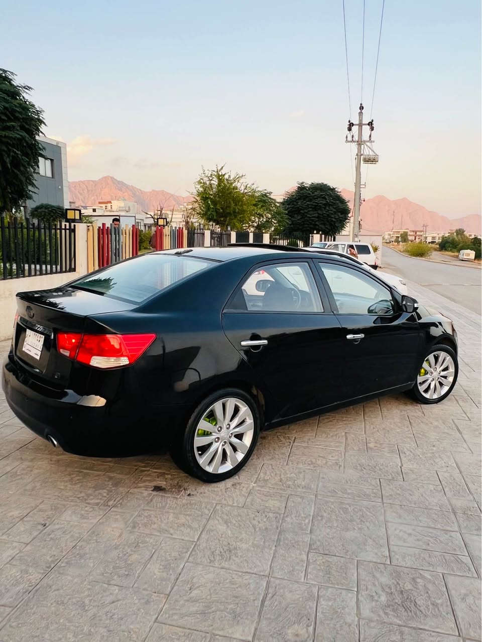 سيراتو • ٢٠٠٩ • ١٤١٠٠٠ كم
