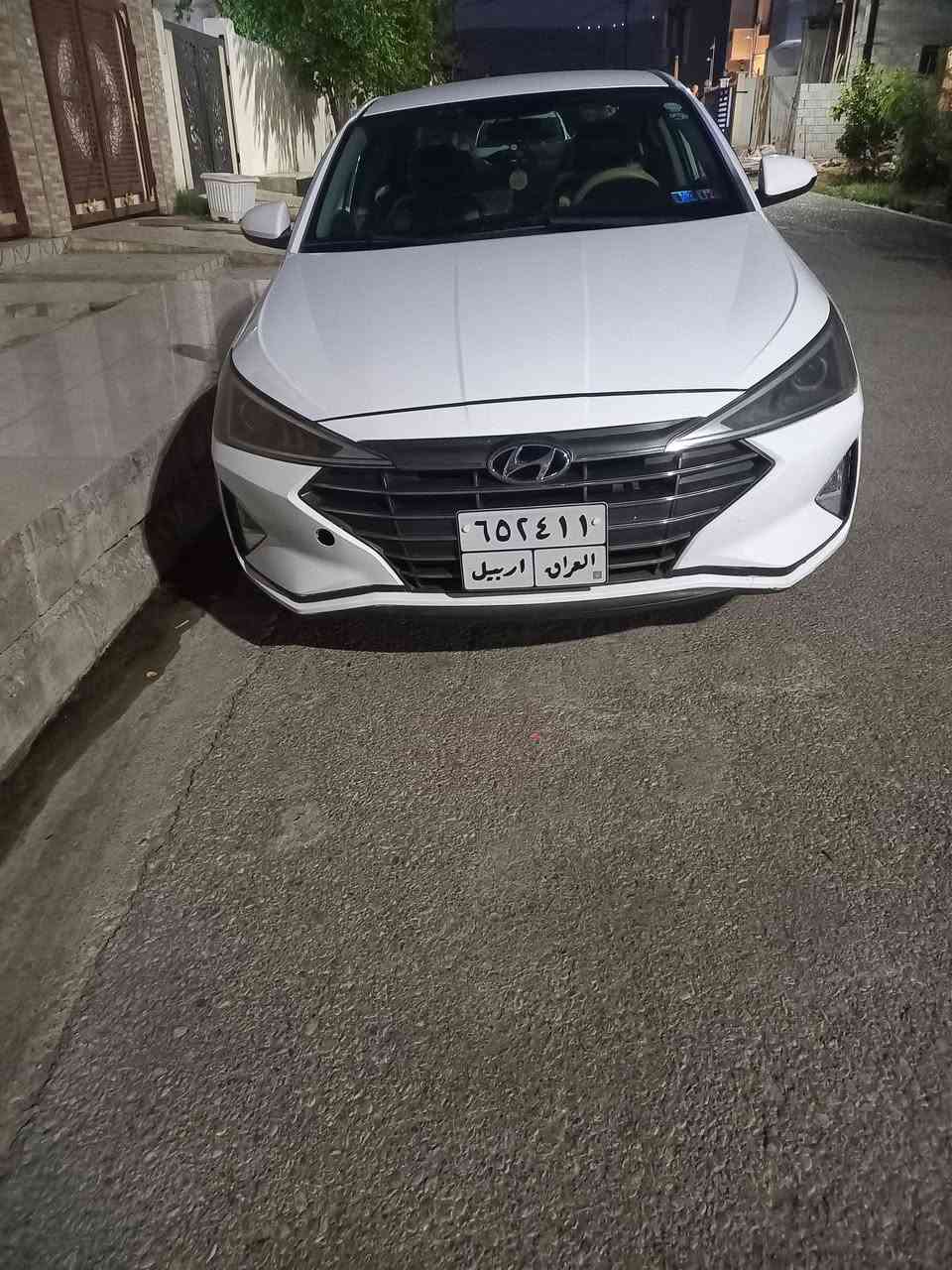 النترا امريكي 2019 ابيض  للبيع او مراوس
محرك 2000 دوش 
كير At وليس cvt 
صدر نظيف 
السيارة بأسمي 
للإستفسار اكثر اتصل عالرقم 
***********  والرقم بيه واتساب
