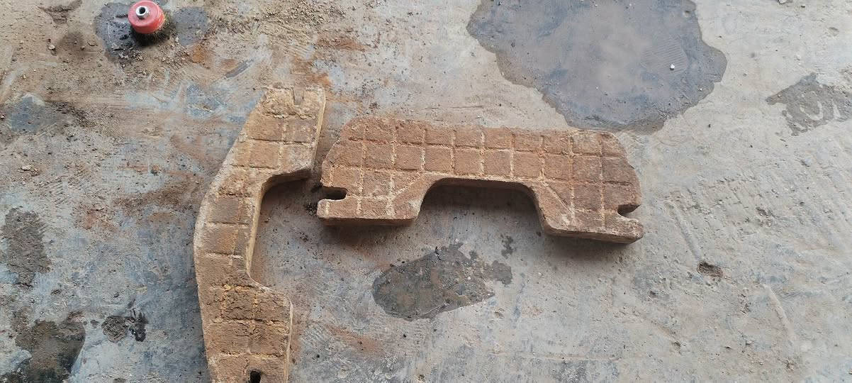 ثكالت عنتر امامي عدد 2 كما مبين بل صوره السعر التصال على الرقم ***********
