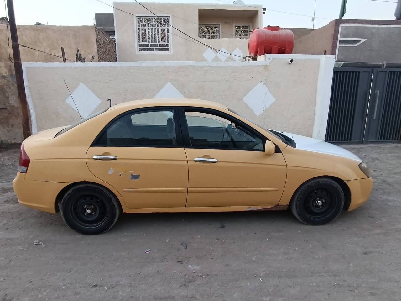 للبيع المكان بابل قرب كراج الموحد السياره خير من الله الموديل 2008 السعر 75 وبيها مجال الاتصال على الرقم (***********)
