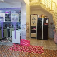 بيت للبيع مساحه ٩٧ بالسند واقع حال١٠٠ واجهه ١٠ ونزال ١٠ مكانه الحسينيه...