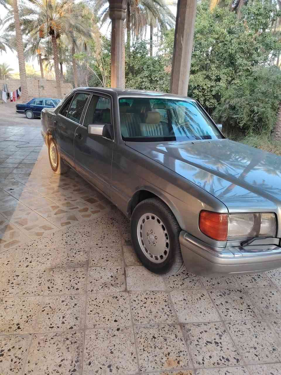 سلام عليكم مارسدس جانبو باب قصير موديل ٩١ واراد ياباني دبل هورن دبل مروحه اريل كهرباء مكينه لاتنقيص ولاتبخير كير جديد اتحرك واحد اربع نمر رون ناصي حداديه جديده تخم تاير جديد مكفوله من الحادث صبغ جماليه بدون معجونه غرفه لون رصاصي السعر ٨٥ رقم الهاتف ***********

