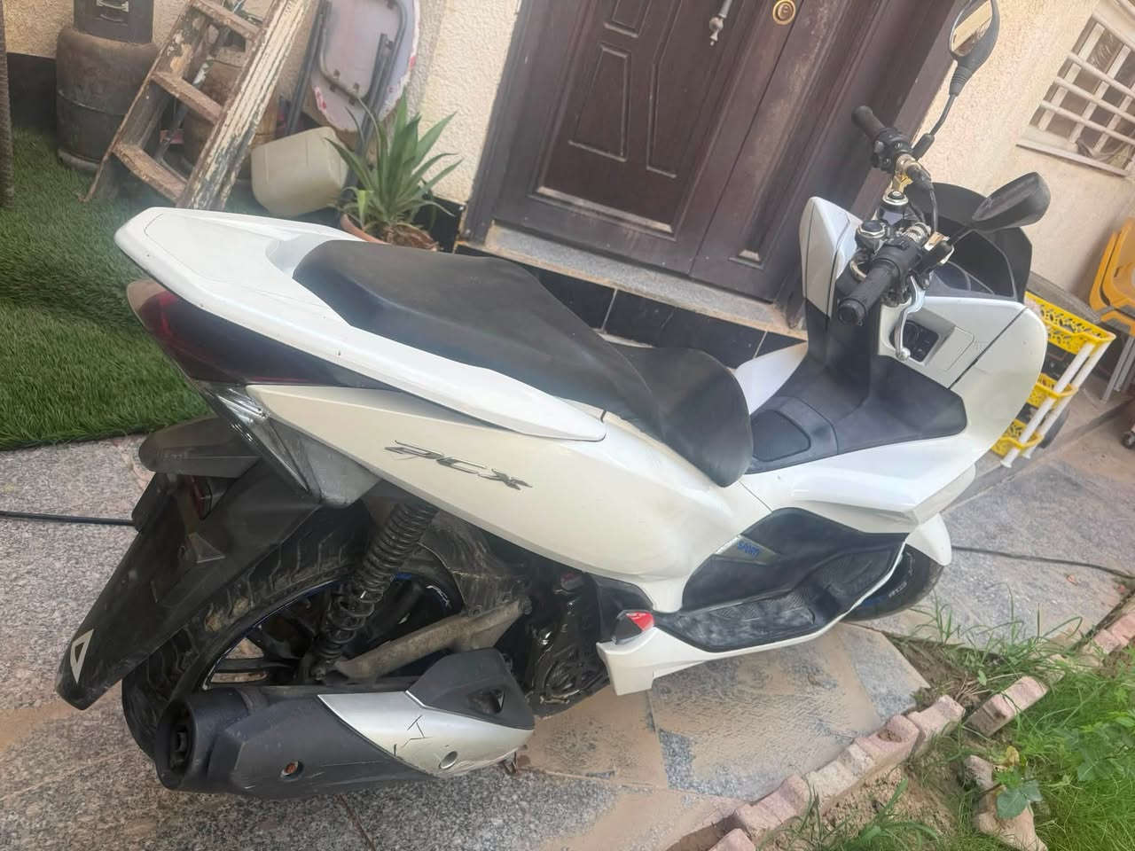 Pcx
السلام عليكم دراجة بي سي اكس نضيفه مكينه شرط جديده لوك ماشيه 30 تدفئه يدات وارد كوري جيل الثالث بصمة العسر 15 وبيها مجال بسيط مكتن ديالى بعقوبة الرحمة ***********
