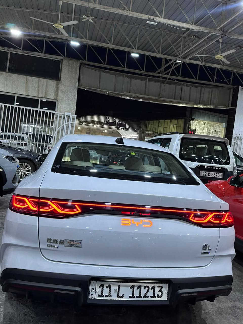 Byd qin L 🛡️
بي واي دي كن L  موديل 2025
رقم بغداد ماشية 19,000 كم
13 كاميرا
أوتو بارك قيادة ذاتية
المدى 80 كم
داخل أبيض
العنوان بغداد - معارض البياع - معرض الاسطورة
رقم التواصل :: ***********☎️
