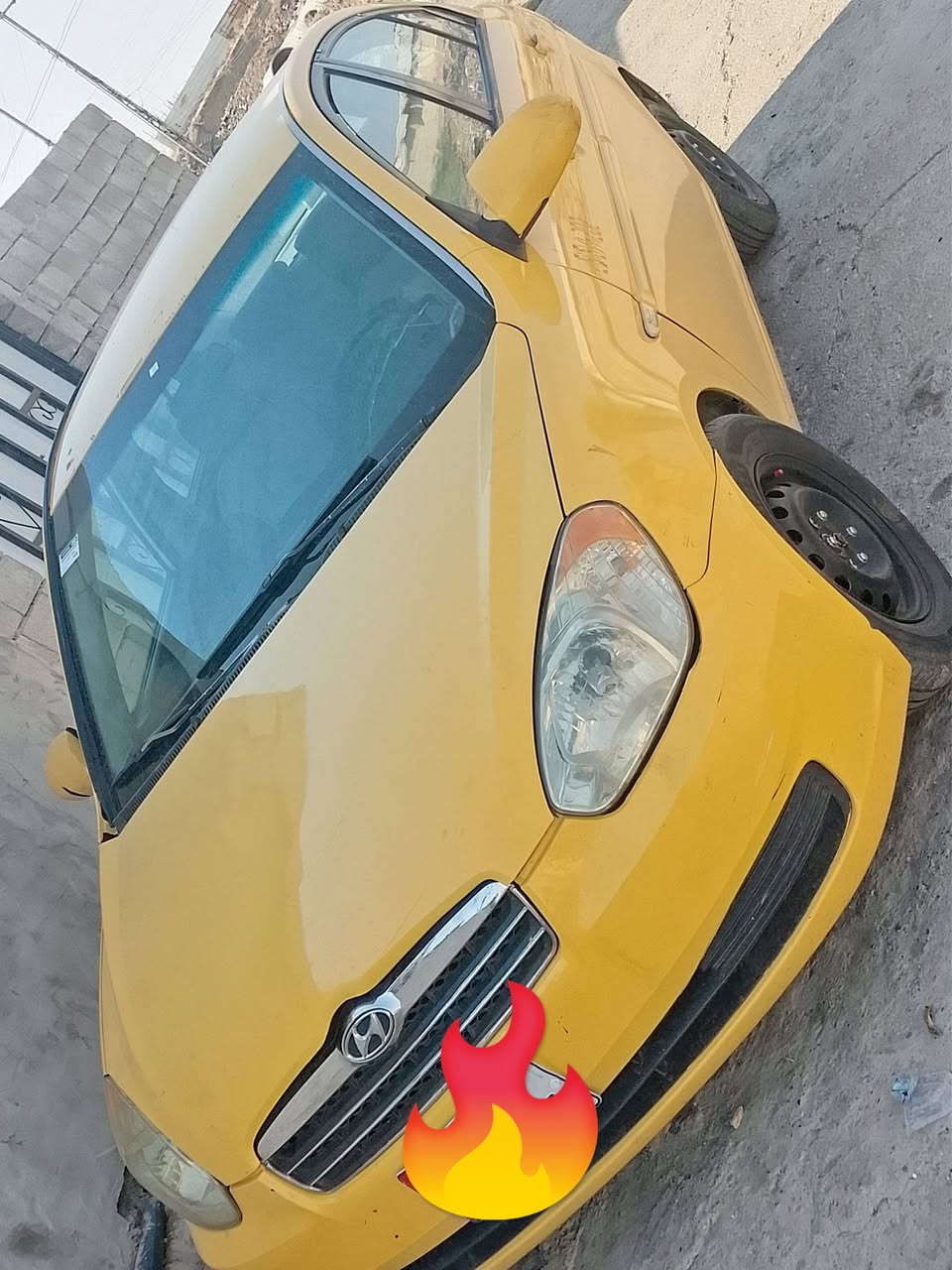 السلام عليكم
مكلف بالنشر يعني لا تراسل ولا تعلق 

اكسنت 2009 وارد امريكي رقم انبار ب اسم البايع 
سنويه لل 2029
هيئة غرامات 0 
هزه جديده 
رقم مصطره 
سياره بيها 5 قطع مبدل بلا دواخل 
سياره حلوه وجاهزه 
كير محرك صدر طخم تايرات 
كله جديد مكان السياره بالموصل 
***********
اتصال واتساب 
السعر 67وبيها مجال
