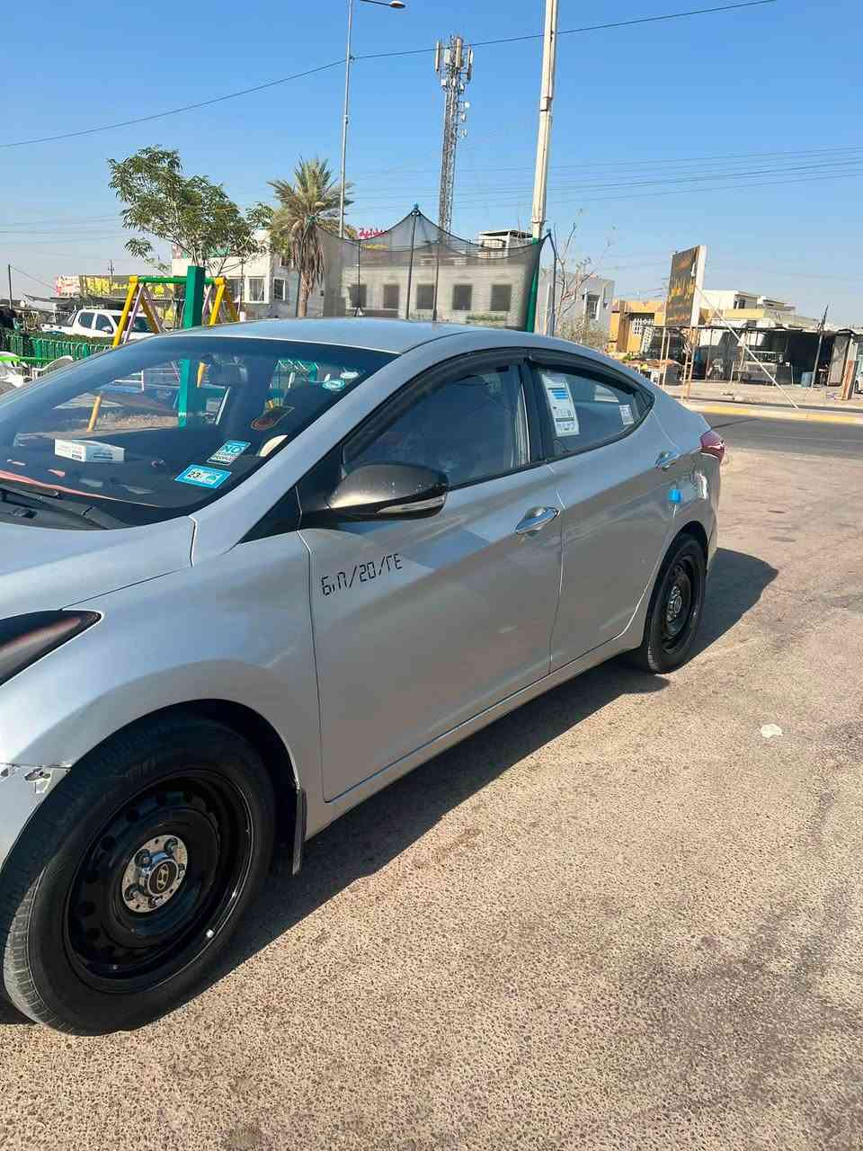 النترا افانتي شكل 12 للبيع
رقم سليمانية باسمي تحويل
مكينة كير خير من الله 
تبريد ثلج 
شاشة كامرا خلفية نضام ايكو اقتصادي 
تايرات جدد سيارة جاهزة اخر حباية مال جناي 
داخل كلش نضيف 
مكينة 1600 
ضربتهة صندوق خلفي ومصبوغة عام اثر جراد 
عنوانهة بغداد المدائن 
السعر 83 وبيه مجال 
***********
