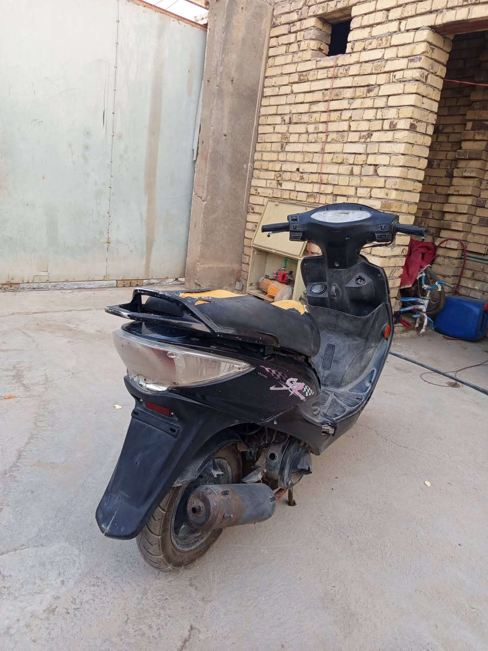 دراجه للبيع شغاله عوزه شغلات بسيطه مكانها الناصريه سجن الإصلاح السعر300 وبي مجال رقمي*********** واتساب فقط
