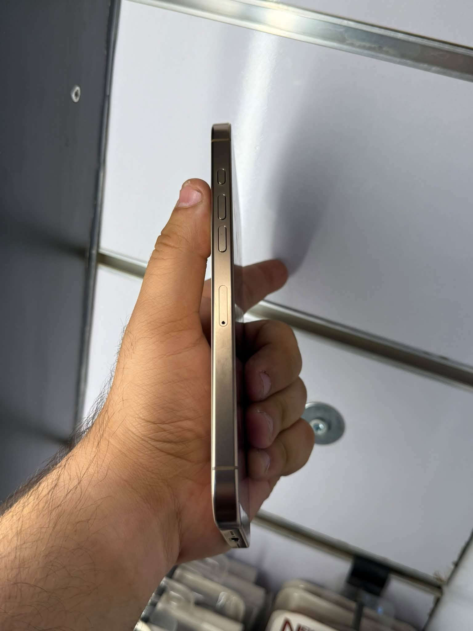 iPhone 16 Pro Max
" ايفون 📲16 برو ماكس 

" اللون المميز 

" بطاريه 🔋94 عدد الدورات  442

" ذاكره 256 

جهاز ( تك سيم  ماستر عربي شرق اوسط)

"شخط واحد ما بي اخو الجديد

"مكفول كفاله عامه من فتح وتصليح

السعر / خاص او اتصال 

العنوان / موصل حي السكر

للتواصل / *********** واتساب او اتصال عل رقم

 واذا ماعجبك الجهاز تاخذ الاحسن منه يارب
