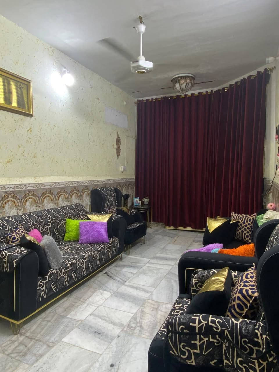بيت للبيع
⭕️(طابو زراعي سند 25 )
⭕️المساحة 100متر
⭕️شارع معمل الغاز حي الميكانيك قرب الملعب
⭕️معامله تطويب كامله
⭕️بناء طابوق عكادة
⚜️27 وبي مجال 
—————————————
           تـــفـــاصـــيـــل الـــدار 

⚜️ غرفه نوم
⚜️صالة 
⚜️استقبال
⚜️مطبخ 
⚜️مجاميع صحية داخلية و خارجية 
⚜️طارمة 

ــــــــــــــــــــــــــــــــــــــــــــــــ
​——————————————-
#متابعة_الصفحة
#نستقبل_جميع_عروضكم
———————————————————للاستفسار مراجعه مكتب المدينه التقيه3 الشارع المقابل لمعمل غاز الديوانيه او الاتصال
***********  واتساب
***********
