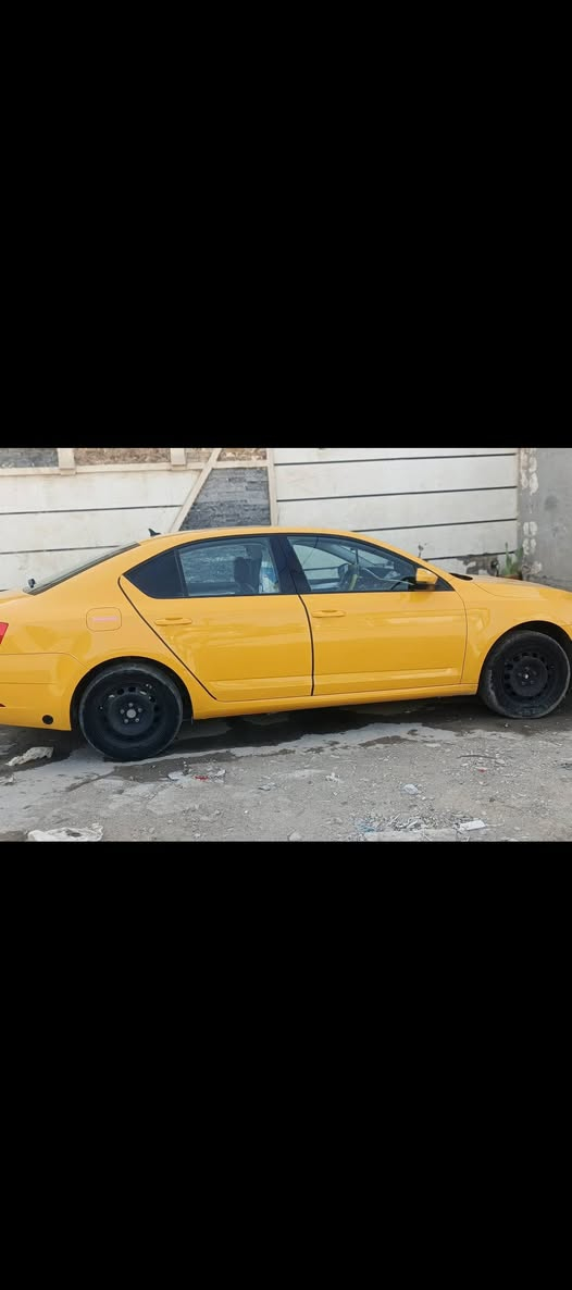 السلام عليكم يوجد سياره حديثه للخطوط للاستفسار لاتصال على الرقم
***********
