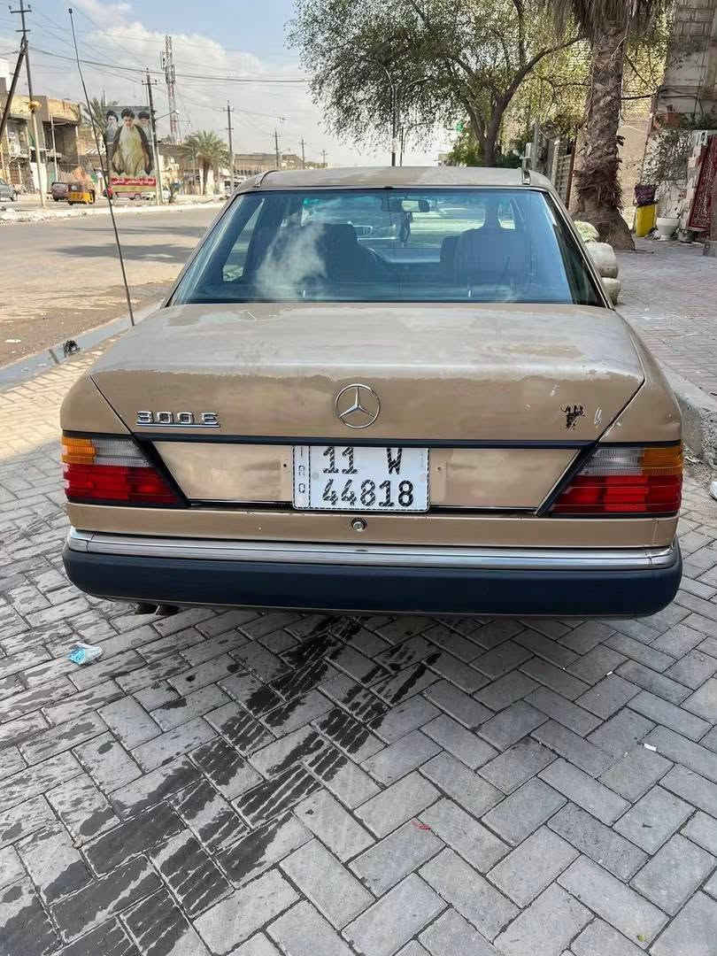 مارسدس دب رقم بغداد
سعر ٤٥وبيها مجال لشراي مكاني كربلاء اي استفسار  اتصل‏‪***********‬‏
