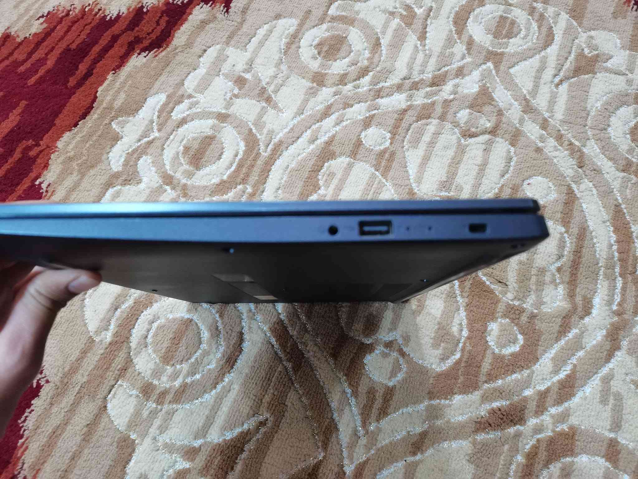 لابتوب Acer Aspire 3
الماركة: Acer
الموديل: Aspire A315-23G
نظام التشغيل: Windows 11 Home (نسخة أصلية - لغة عربية)
المواصفات التقنية:
المعالج: AMD Athlon Silver 3050U with Radeon Graphics
الذاكرة العشوائية (RAM): 8 جيجابايت (8192 MB) - قابلة للترقية
كرت الشاشة: AMD Radeon (TM) Graphics (ذاكرة مخصصة 2 جيجابايت)
التخزين: قرص صلب HDD توشيبا سعة 500 جيجابايت (موديل: TOSHIBA MQ01ABF050)
الشاشة: شاشة عادية بإطار ضيق (Narrow Bezel)
لوحة المفاتيح: حروف إنجليزية و روسية (مزدوجة) يمكن شرائ لاصق احرف عربية ولصقها سعرها 3 الاف دينار عراقي 
البطارية: صحة البطارية 86% (السعة التصميمية: 37,012 mWh / السعة الحالية: 31,966 mWh)
الشاحن: أصلي (65 واط، 19 فولت)

الحالة العامة:
الجهاز مستعمل استعمال شخصي فقط
بحالة جيدة جداً، مناسب للاستخدام اليومي، الدراسة (كتابة بحوث وملازم) ، العمل المكتبي، وتصفح الإنترنت.
 تم تثبيت ويندوز 11 أصلي عربي 

السعر المطلوب:
190,000 دينار عراقي (قابل للتفاوض البسيط)

ملاحظة / يمكنك الاتصال بي للتفاوض او لتحديد موعد للمعاينة،  كذلك يتم بيع الابتوب ل افضل سعر
رقم الهاتف للتواصل
*********** اتصال او واتساب
