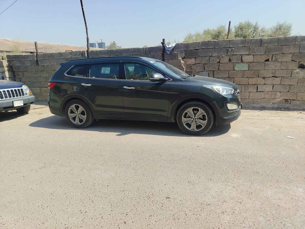 سنتافية موديل ٢٠٠١٣ ماشية ٩٠ الف حقيقي سيارة نظيفة كير مكينة تخم تاير جديد فول ما عدة الفتحة مكينة ٦
٧ راكب ٣قطع تبريد قطعتين شاشة جبيرة كشنات جلد كهرباء اشاير بل مري سستم سماعات السيارة كلش حلو لا شخوط هيترات بل كشنات تدفئة بل ستيرن ٣ أنظمة قيادة وبعد بيهة قطعتين صبغ بدون ايرباك بنيد بمريكة وجاملغ بل عراق السعر ١٢٢ وبيهة مجال مكان السيارة زعفرانية *********** 
سنتافية موديل ٢٠٠١٣ ماشية ٩٠ الف حقيقي سيارة نظيفة كير مكينة تخم تاير جديد فول ما عدة الفتحة مكينة ٦
