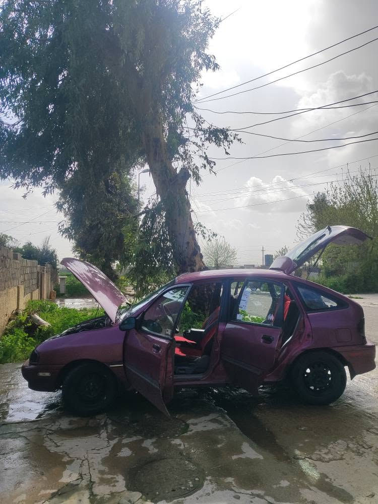 كيا اڤيلا موديل 95
(السيارة بأسمي تحويل شرط ثاني يوم)
 بصمة تشغيل وطفاء عن بعد بصمة قفل مركزي شاشة اندرويد كامرة خلفية كهربائيات كلها شغالة
 محرك مال كصة خير من الله حجم 13
السيارة تدفئة وتبريد ثلج
الداخل مرتب كامل فول
 قوايش جديدة فلنجات دسكات جديدة طخم تايرات جديد
.سعرها 29 شراي اتصل
*********** موصل, نينوى
