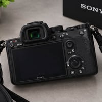 سوني α7RIII • نظيفة جداً • بغداد