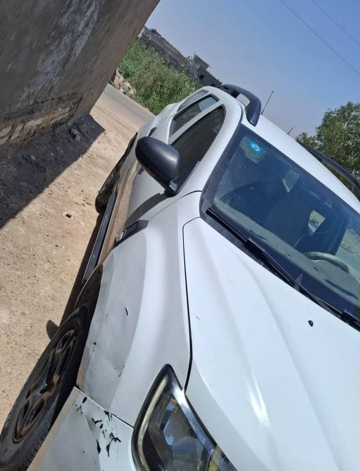 السلان عليكم رينو داستر 2019 السيارة حره سنوية جديدة رقم بصره انكليزي السيارة بيه بارد ومكفولة من الصبغ مكينه كير جدد تبريد كله جديد السيارة مال بيت ما ماشية هواي مكاني البصره  السعر82وبيها مجال للشراي للاستفسار *********** البصرة, العراق
