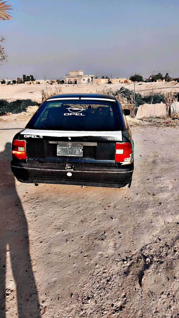 السلام عليكم اوبل فكتره حجم 16گير محرك شرط تايرات جدد صدر دبلات كلو جديد كهربائيات كلها شغاله گيجات السعر 13 وبيها مجال قليل المكان صلاح الدين قضاء العلم للتواصل *********** واذا مراوس بسايبه بس تكون نضيفه
