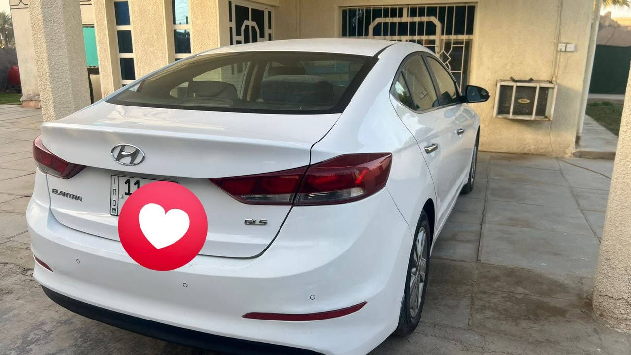 السلام عليكم.....
النترا موديل 18 ،. محرك 2000..

رقم بغداد تحويل مباشر... السيارة مبدل بيها قطعه قبق جنطه فقط  والقبق الثاني موجود ... السعر 145وبيها مجال بسيط ومايكون اله خاطر الشراي توكلنا على الله 
 العنوان بغداد 

للاستفسار الاتصال بالرقم وبي واتساب 

***********
