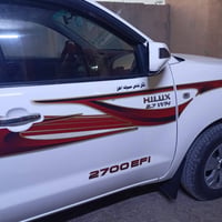 هايلوكس 2700 • ٢٠١٠ • بدون صبغ