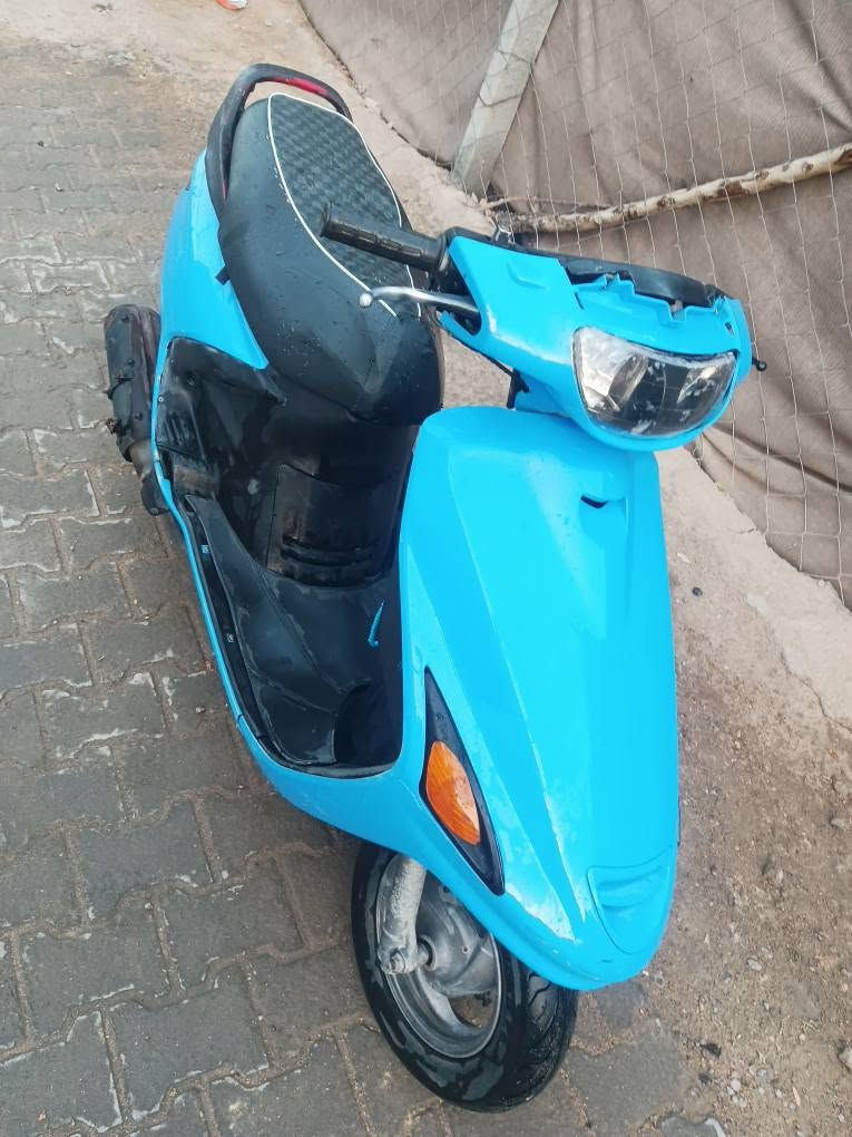 دراجه فراشة فحل للبيع دراجه نضيفه كلش شلعه ومعدل فول كهربائيات كله شغاله نقص باتري السعر 275وبيه مجال التصال عل رقم *********** النجف, العراق
