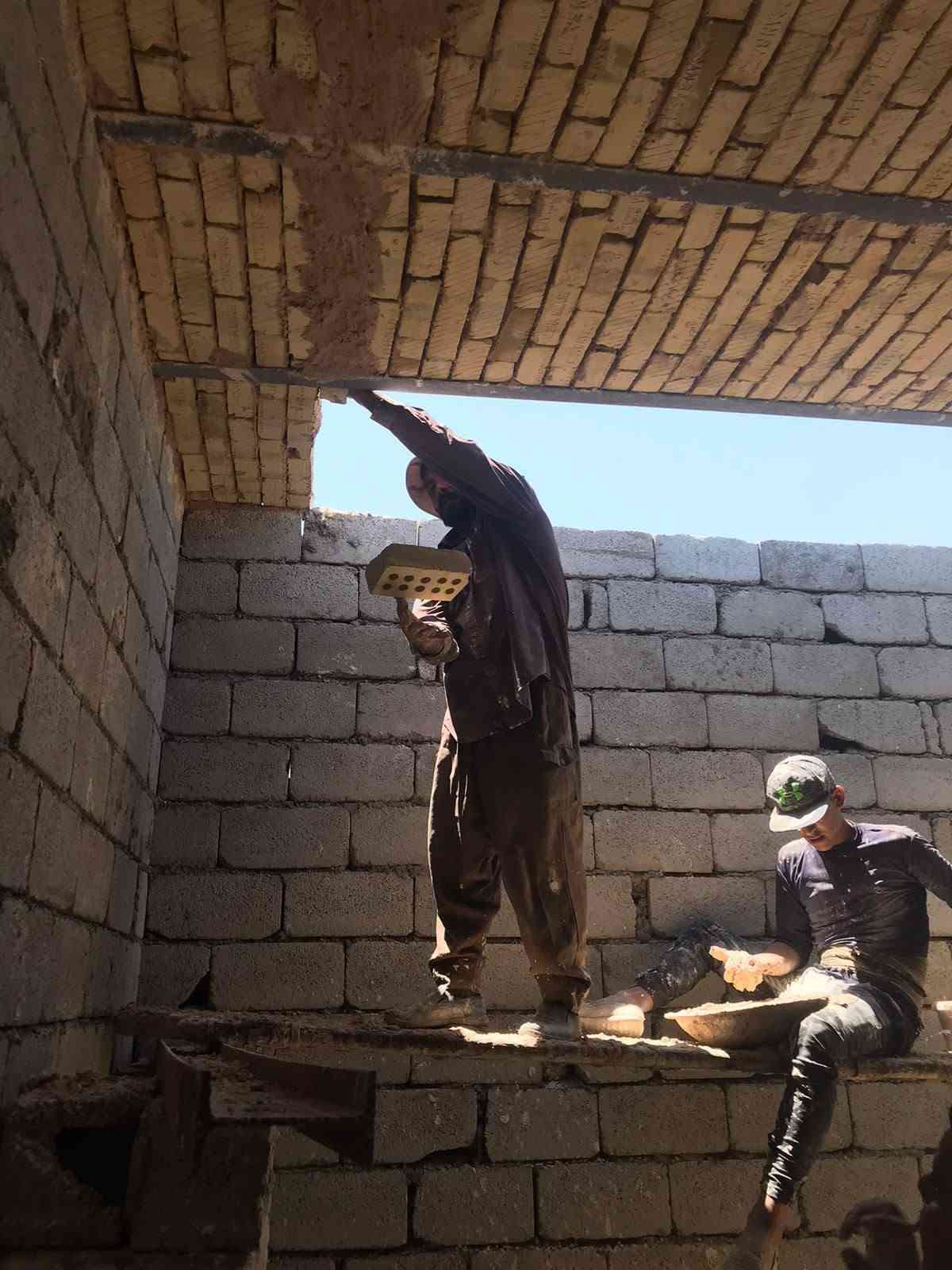خلف عكادة • متفرق