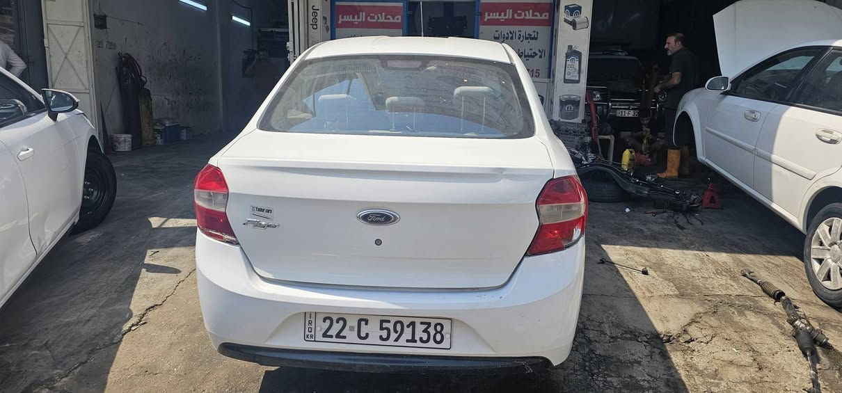 من رخصة الادمن بيع مستعجل فورد فيغو موديل ٢٠١٧
وارد خليجي 
ماشية ٢١٠ الف 
رقم اربيل 
بيها حادث باب السكن ربع الباب بي صبغ 
السعر الطلب ٧٠ ورقة وبيها مجال 
للتواصل رقم الهاتف 
***********
