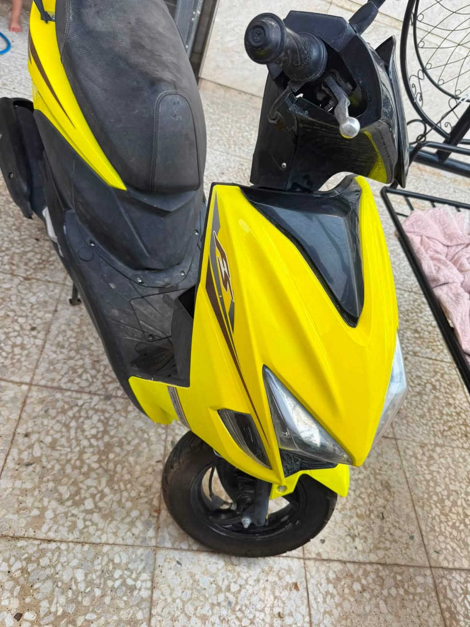 السلام عليكم. دراجه جديده مامستخدمها اسبوع بعدها بوضع زيرو مشتريها قبل 6 شهور ومضمومه مكاني السيديه ***********
