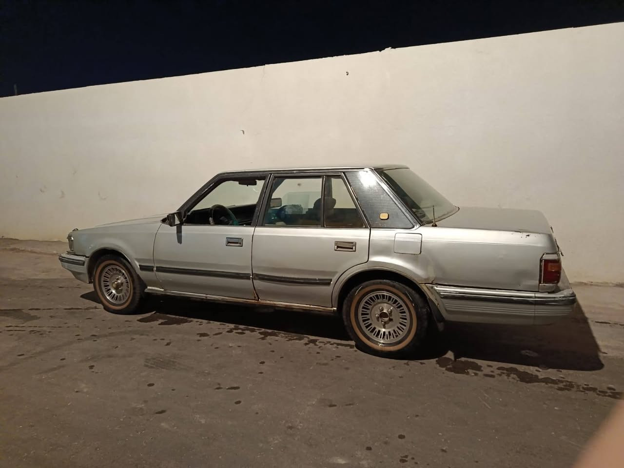 السلم عليكم سوبر 85 كير ومحرك ابلد المكينه لا تنقيص ولا تبخير السياره مشروع وطني تحويل ثاني يوم السنويه 28 السياره باسمي التحويل ثاني يوم العنوان البصرة أبو الخصيب السعر 33 وبيه مجال لشراي رقم الهاتف ***********

