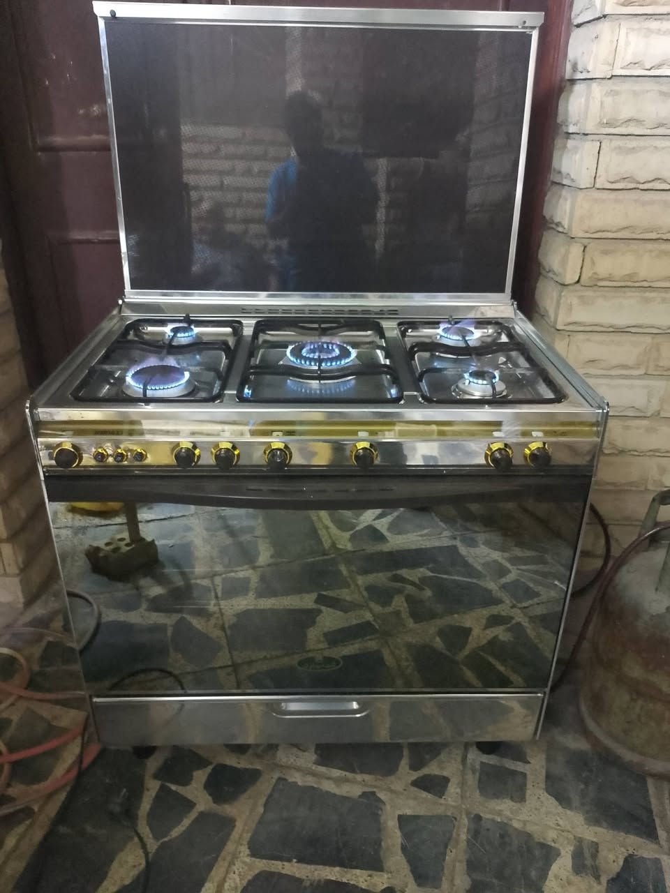 طباخ كريازي بوري جديد طك كارتون بس كارتونه مابي كله شغال حته كهرباء شغال شرط الفحص ونضافه سعرهه ٣٢٥ وبي مجال مكاني التاجي عل شط منطقه شيخ حمد طريق زملت حمدي مقابل وكيل عادل عبوو توجد خدمة توصيل *********** بي واتساب
