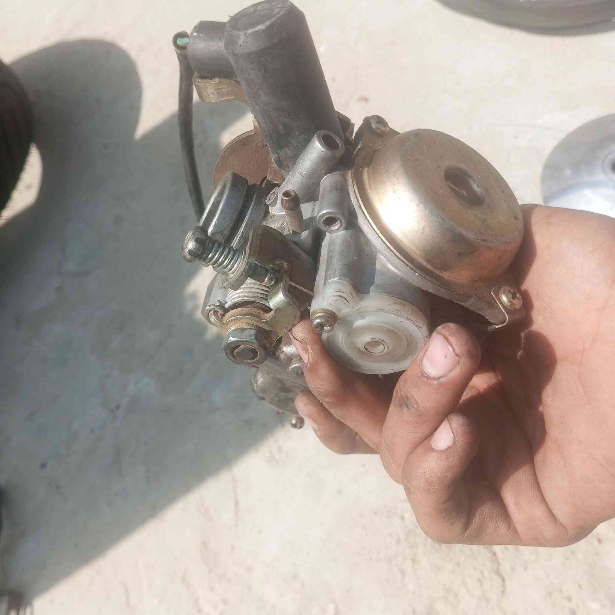 يوجود تفصيخ جميع الدراجات مال تفصيخ ياباني كوري ماليزىي تايواني🉐🈯🛠
(ثعلب. GTR, سكنس، فحل. نثيه. لد. شمعه.  ، ماكس. عداله. بوليس مضلع. منغولي قجمه بريز. بقباء. اكزز. pcx. جيل الاول. والثاني فقط. فورصه 08.09 فقط،  سلفر ونج فقط قديم 600-400،) 
غراض متوفر لغلب الدراجات 
من كفرات مثل(سوادات، كفر لون،اشاير مازدات،بكلايتات ) 
كهربائيات مثل(ضفير،نوزل،فيت بم،جويتر،حساسات،مجامع،) 
مكانيك مثل (كلجات رياضي. بلادي،  كور، بوش، وجميع غراض المكينه  ) 
 تواصل وتساب ***********
📌بغداد
