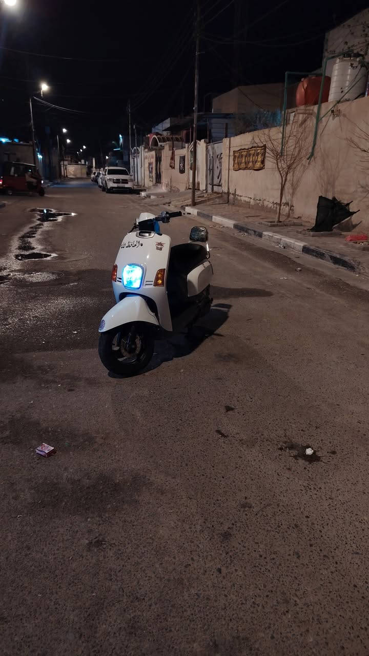 بوليس كابريته رمبه اخت جديده ما صار شهرين من نازله لو ما لعوز ما ابيع لن حلوه وشلعه ومعدل دل فول دراجه سلف من لمشايه لي هسه ما بيه حيل ابدله لن ما عدي هندر واحد تشتغل تحي وشوف تلمع امع دراجه اشاير رباعيه كشي شغال كيج بانزين كشي شغال لا اتعبك ولا اكلك سعر خاص مثل هذول نماذج سعرها بواحد ومجال قليل عنوان بصره 5ميل اتصل *********** واتساب
