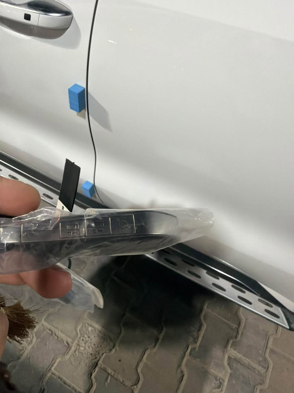 🚘🔥 كيا سورينتو 2026 | 6 سلندر

✨ زيرو — صفر كم
🇮🇶 مرقم بغداد
🛡️ ضمان المجموعة الدولية 5 سنوات

🔹 المواصفات:
• محرك 3.5 لتر V6 — 6 سلندر
• كامرات 360 درجة
• رادار خلفي
• توقف ذاتي
• حساسات جانبية
• حساسات أمامية وخلفية
• تقدم للأمام والخلف بتحكم ريموت
• داتا شو
• صندوق كهرباء
• تبريد 3 قطع
• جنطة كهربائية
• تشغيل بصمة
• دخول ذكي
• مثبت سرعة
• أنظمة أمان ومساعدة للسائق
• شاشة وسطية متعددة الاستخدامات
• تكييف أوتوماتيك

📍 مدينة معارض كربلاء المقدسة
🏢 معرض رقم 20 — العراقية

📞 للاستفسار:
***********
***********
