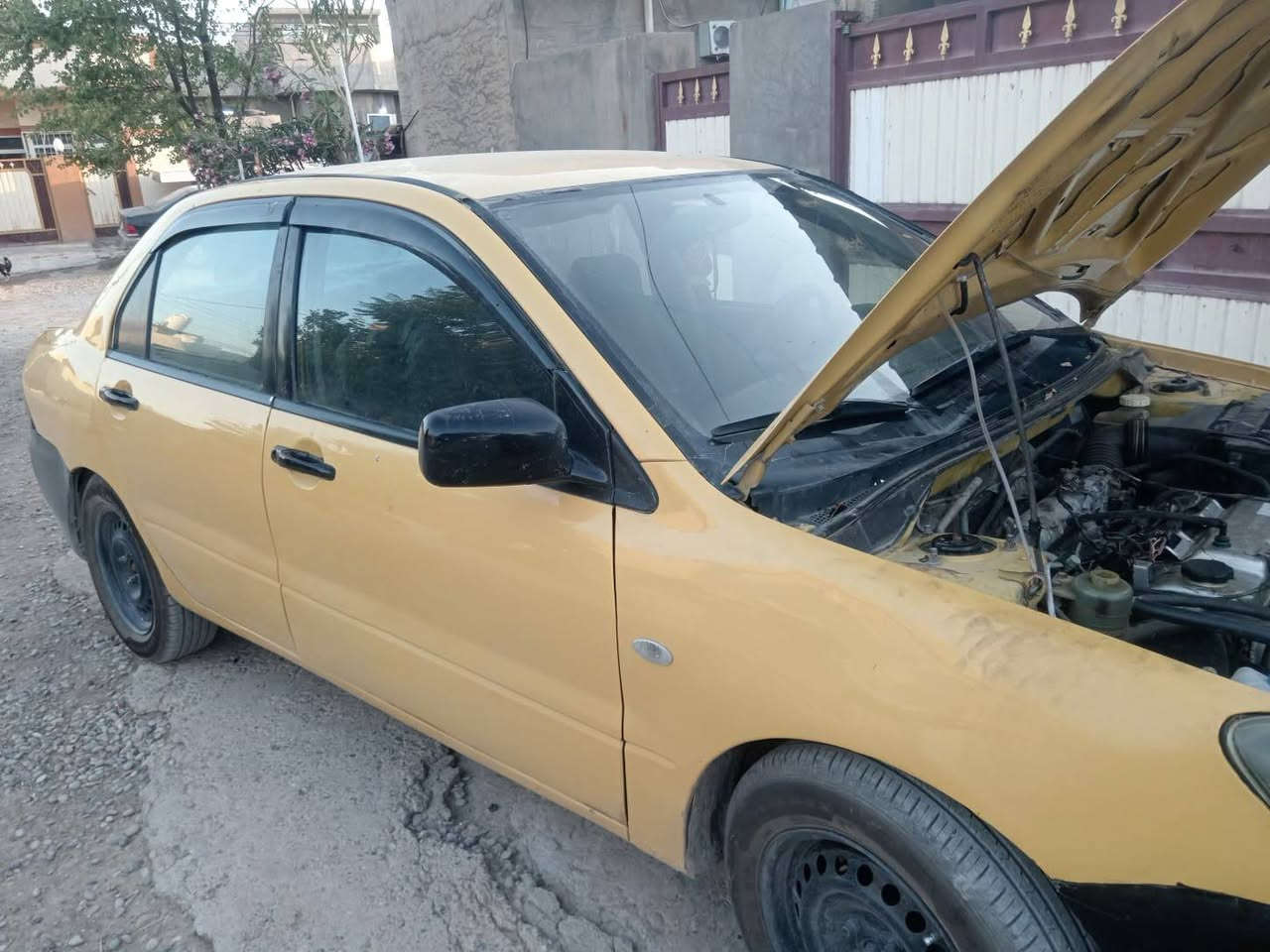 ميتسوبيشي • للبيع • اتصال