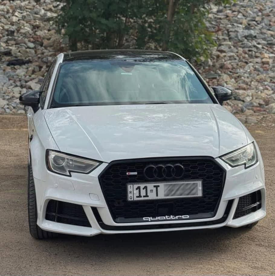 السلام عليكم
اودي  A3  بنوراما
موديل   2019
الفئه RS3 Sedan 
محرك 2000 سي سي
حادثها جاملغ امامي ايسر
بدون ايرباك 
وبعد مواصفات هواي بيها معروفه
السعر 140 $
‏***********
