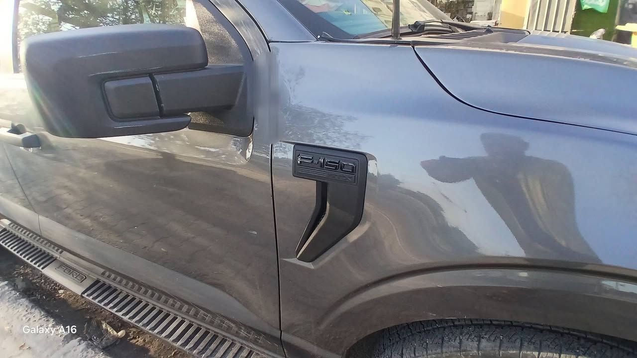 السلام عليكم ورحمة الله وبركاته
فورد امريكي موديل ٢٠٢٣ 

f-150 ٦سلندر تحكم ستيرن حساسات امامي خلفي 

حادث دعاميه اماميه وخلفيه فقط  بنيد مبدل بلادي نفس الون ونفس الموديل سياره جديده فول الفول ماشيه ٤٠ الف بالعافيه عل ياخذها رقم بغداد ثاني يوم تحويل

٢٧٥ ورقه  

الاتصال والاستفسار على الرقم 

***********

اتصل على صاحب الرقم مكلف بالنشر  اي معلومه تصل عل رقم
