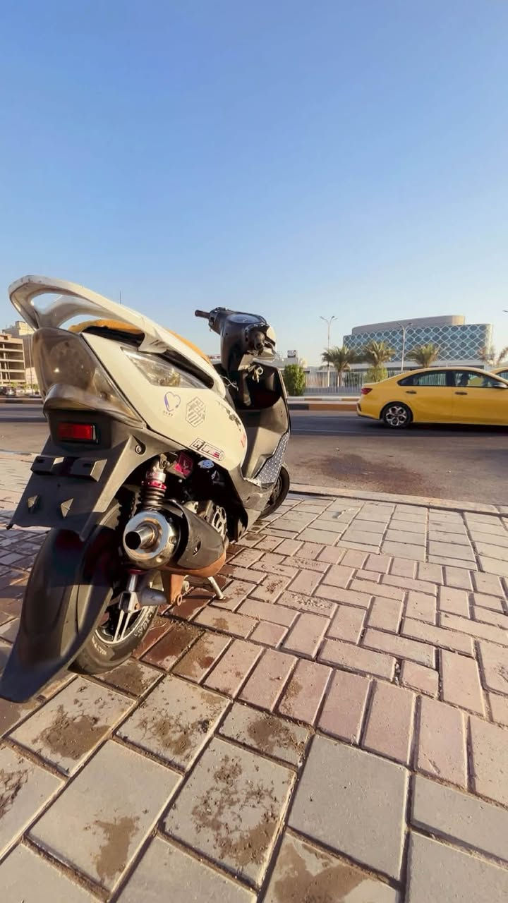 سلام عليكم ثعلب Gtr للبيع
دراجه بيها كومه غراض تجي تشوفهن بعينك
بيها ويل نجمه🉐
وصالنصه كوبرا🐍
فج وفلنجه فرندو🉐
دبلات خلفي كرزي Dy🉐
قطره اكسل🉐
فراك بريك خلفي🉐
ستاند عالي ستيل🉐
ستاند صفح ستيل🉐
منظومه زينون💡
بك لايت خلفي خليه مو العادي㊙️
قباقه كور لون مشمشي🉐
ملقط🉐
بيها عقل رياضي🉐
يدات ستيل🉐
قبق فلاوين ستيل㊙️
وبيها بعد هواي شغلات 
دراجه شغاله نكره سلف كهربائيات كلها شغاله دراجه نقصها دوشمه كشن مكينه بلاديه 
***********مكاني شعب شارع عدن دراجه رايده ب750 وبيها مجال راسلني وتدلل
