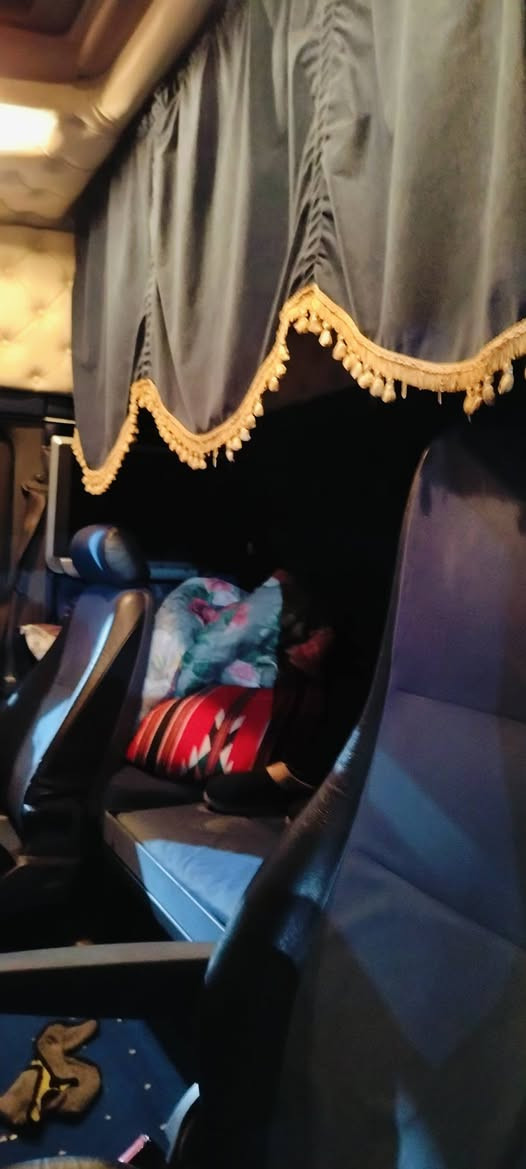 @
السلام عليكم للبيع
موديل 7
مكينة 420انجكسن لا بخار لا تنقيص
كير الف
عربانة مديل 15
السيارة خير من الله
***********
***********
