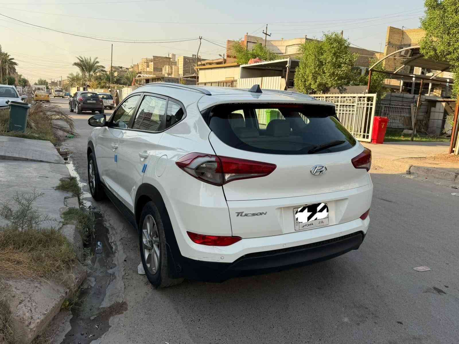 توسان ٢٠١٦ خليجي الشكل الجديد رقم بغداد بأسمي محرك ٢٠٠٠ دووش داخل لونين مري شفط فوول تحكمات كامرا تقليل صرف وقود مثبت سرعه تبريد امامي خلفي بيه منظومه غاز السياره بيه مكانات صبغ ابيع مصبوغ شواصي لغود سليمه محرك كير صدر تبريد جديد   السعر 114 مكاني بغداد 
لاتصال ***********
