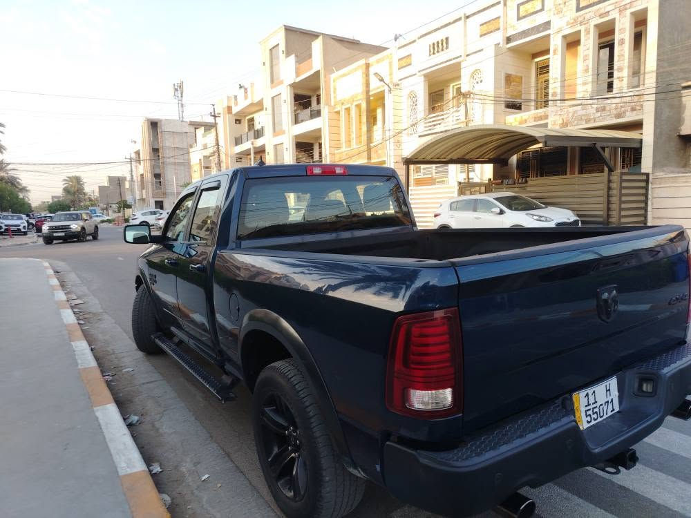 للبيع – دوج رام 2022 كلاسك باب قصير
🚘 الموديل: 2022
🌍 الوارد: أمريكي
🎨 اللون: أزرق
📍 الرقم: بغداد
🛣️ الممشى: 66 ألف كم

المواصفات:
✅ دفع رباعي (فور ويل)
✅ تشغيل بصمة
✅ شاشة كبيرة
✅ حساسات خلفية
✅ كاميرا خلفية
✅ مقعد كهربائي
✅ قير أوتوماتيك
✅ مكيف ممتاز
✅ نظافة داخلية وخارجية عالية

الملاحظات:
🔧 حادث سابق في أمريكا – صدمة على جهة السايق
والباب الخلفي العكس، تم تصليحها بالكامل
*********** بغداد, العراق
