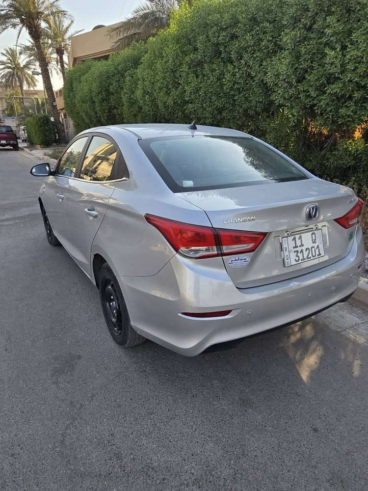 السلام عليكم
سيارة شانجان السفن l7 2025 للبيع
1-حساسات خلفية
2- فتحة سقف
3-ABS
4-تبريد
5-تدفئة
6-شاشة
7-بلوتوث
8-كامرة خلفية
9-إنارة ليد  كشاف ضباب 
10-ماشية 28 الف
11- ملاحظة/ سيارة بدون صبغ فقط تعديل بالجاملغ الايسر  وشخوط بسيطة  
                                       -12 رقم بغداد باسمي 
كير محرك  تبريد مكفول 
سعر 92  ورقة وبيها مجال اتصل وتدلل 
للاتصال و استفسار *********** 
مكاني بغداد شارع فلسطين بغداد, العراق
