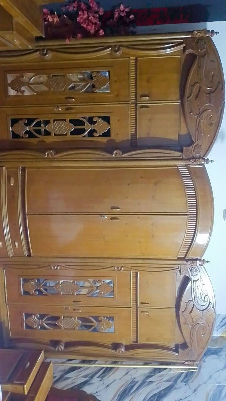 سلام عليكم غرفت نوم جديده الستخدام شي بصيط امانت الله وكلش حلوه مكاني بابل مركز مدينه سعر 950وبيها مجال لطيبين
رقمي ***********
