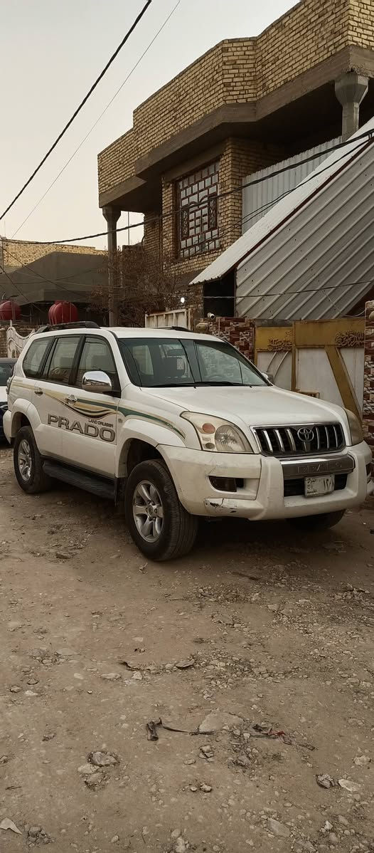 السلام عليكم 
برادو للبيع موديل ٢٠٠٨ محرك ٢٧٠٠ السيارة حلوة تبريد ٣ قطع 
رقم قادسية انكليزي جديد ورقم السيارة مميز وبأسمي 
مكان السيارة الديوانية 
السعر المطلوب ١٤٥ 
للتواصل ***********

