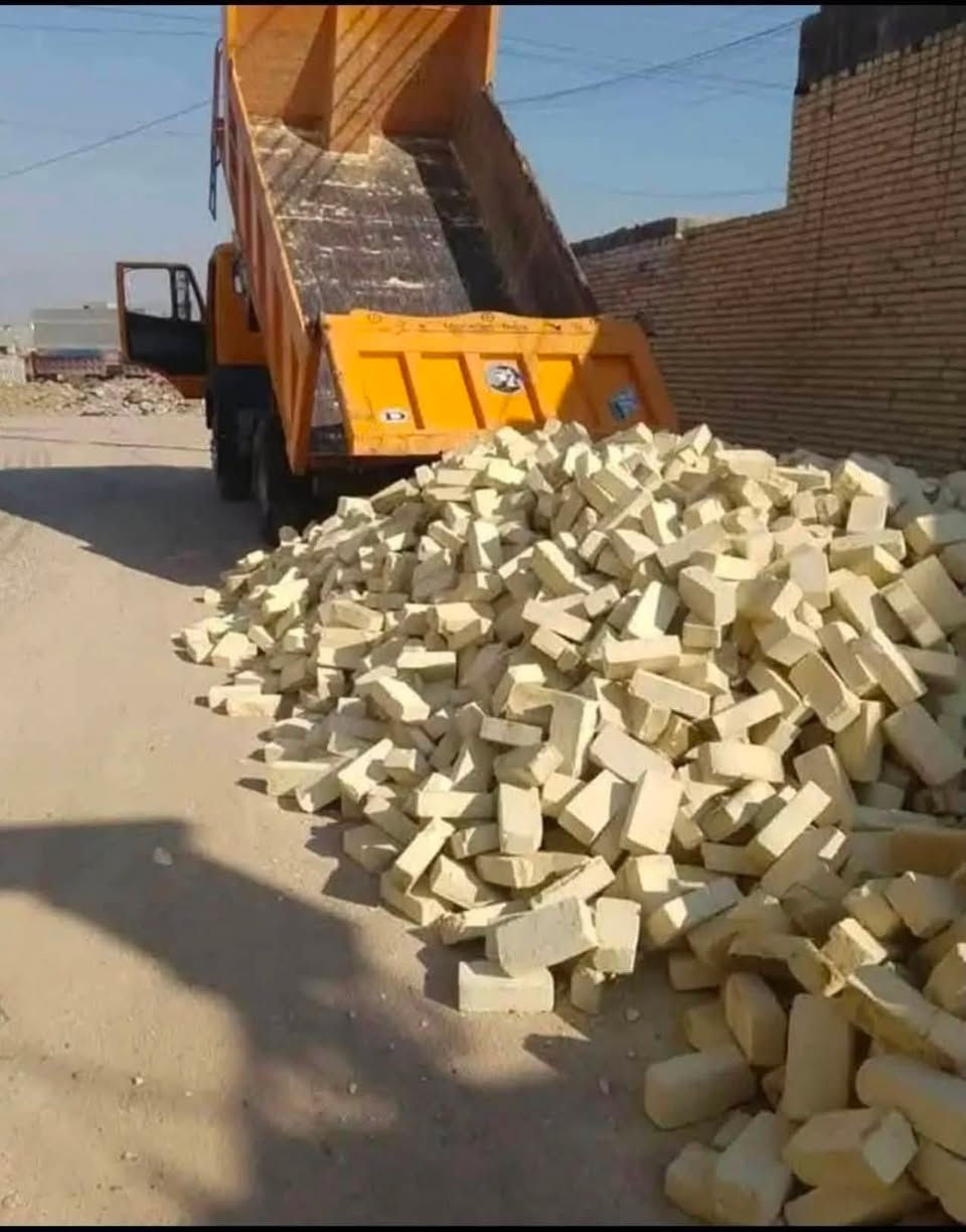 للبيع طابوك السعر350واصل طابوكه قالب وركن نتصل وبل خدمه *********** السعر350لحك عل بلاش
