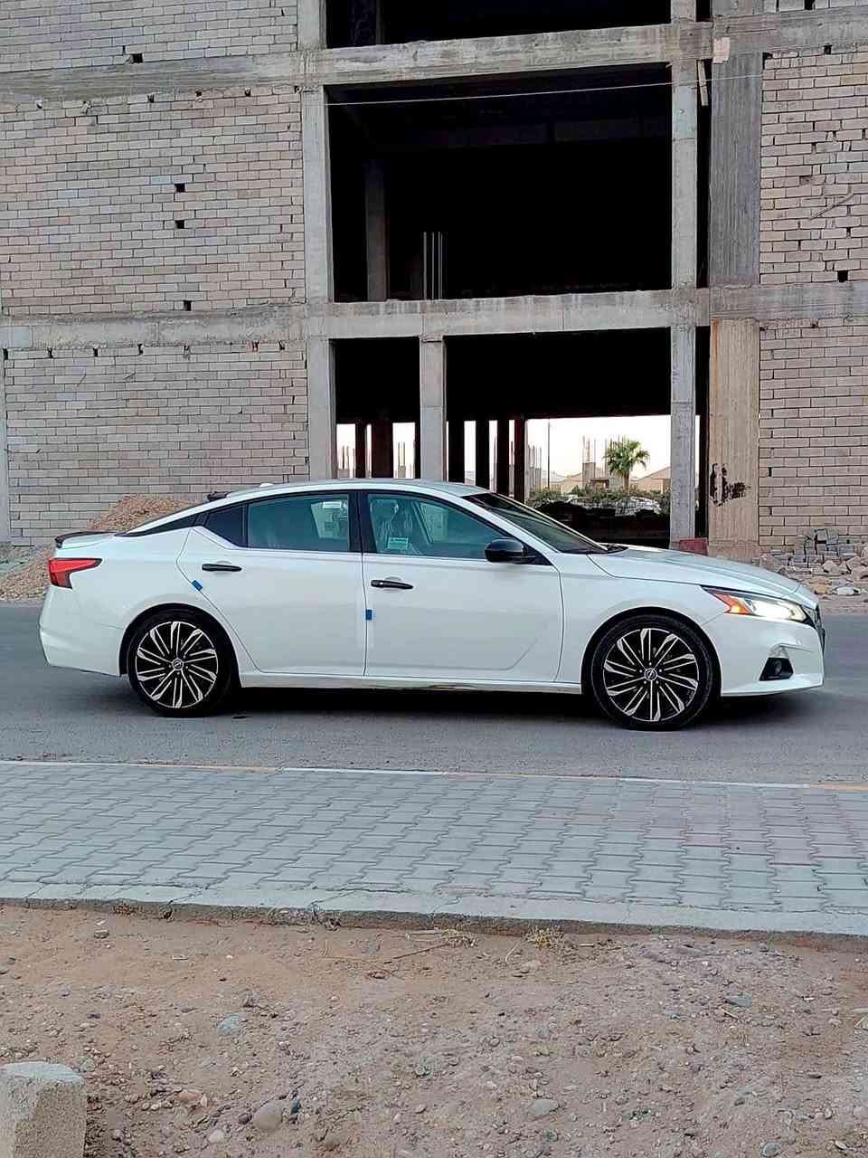 السلام عليكم للبيع بسعر 129 ورقه نيسان التما 2019 SR فول موصفات الضرر فقط باب السكن وشويه بل باب الثاني بدون اي داخل بجم كبس وجنطه كبس بدون ايرباك مكينه 2500 شرط مامفتوحه كير مامفتوح السياره جديده حيل ومتصرف عليه الف جاهزه من كلشي رقم وهزه وسنويه جدد تحويل ثاني يوم العنوان تكريت
***********
السلام عليكم للبيع بسعر 129 ورقه نيسان التما 2019 SR فول موصفات الضرر فقط باب السكن وشويه بل باب الثاني بدون اي داخل بجم كبس وجنطه كبس بدون ايرباك مكينه 2500 شرط مامفتوحه كير مامفتوح السياره جديده حيل ومتصرف عليه الف جاهزه من كلشي رقم وهزه وسنويه جدد تحويل ثاني يوم العنوان تكريت
