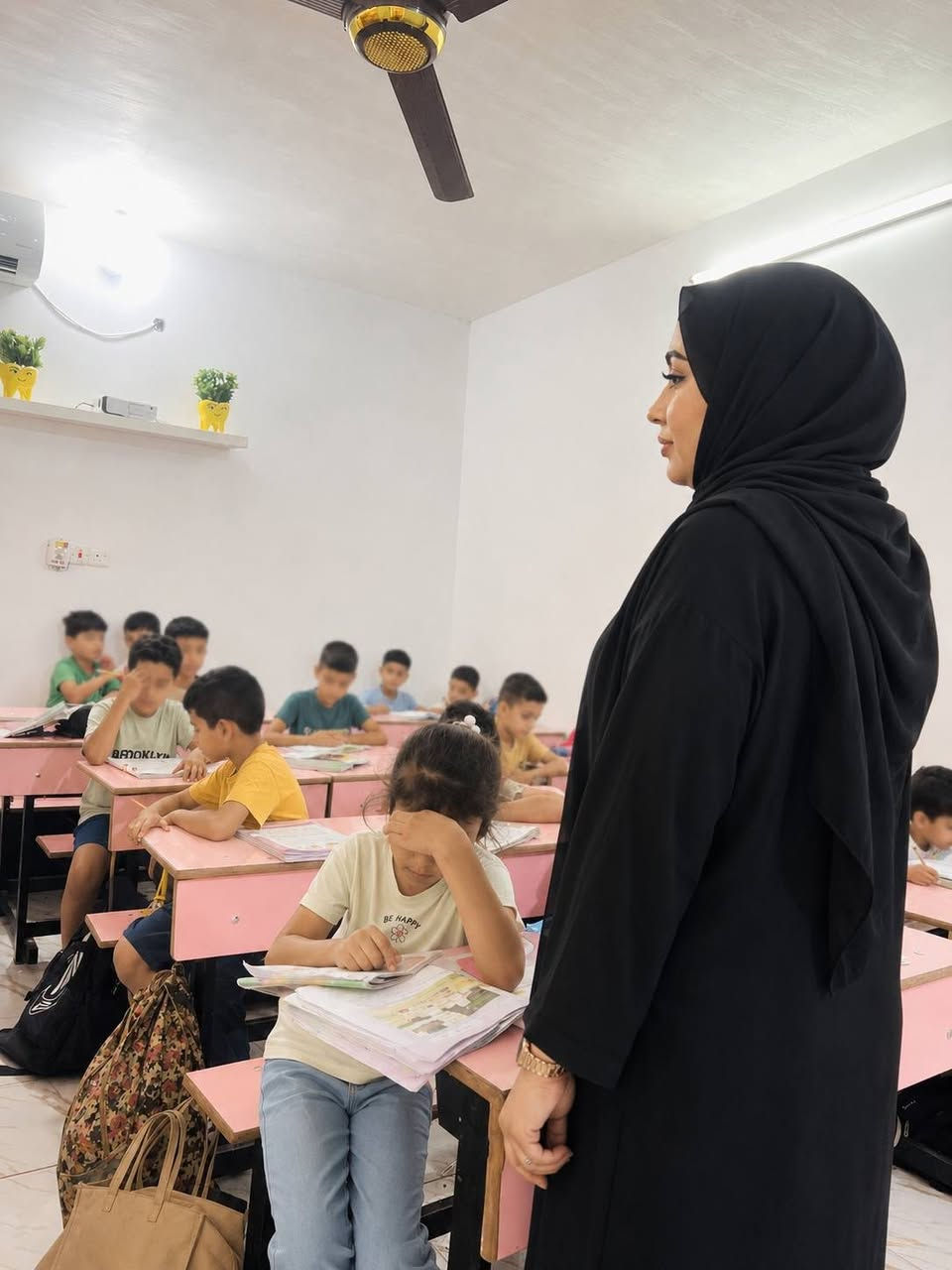 المتفوقين ما ينتظرون
 لان يبشلون يدرسون بالعطلة الصيفية كل مواد السنة الجاية حتى يدخلون للمدرسة وهم فاهمين كل المواضيع ومضبطين اصعب الاسئلة
سجل الآن التسجيل مفتوح *********** واتساب

