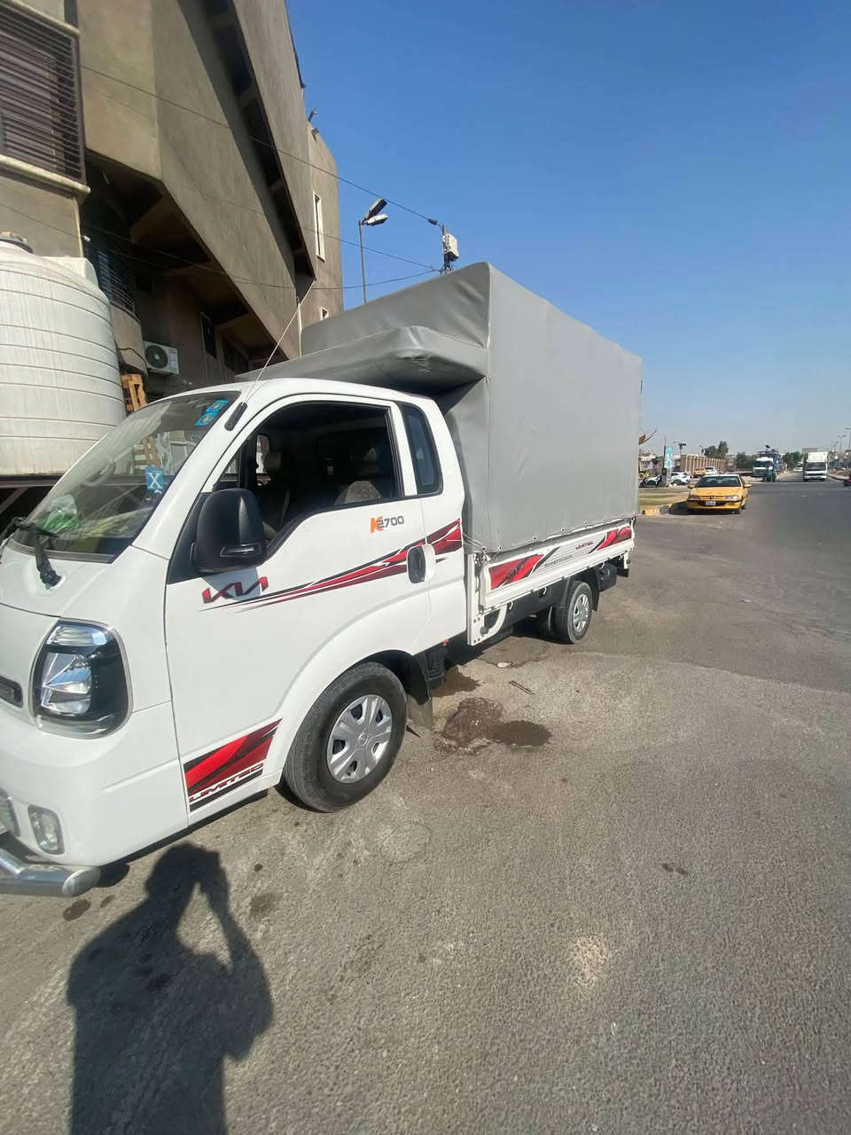 ‏كيا بنجو 2700 ‏موديل 2025 ￼ماشي 40,000 رقم بغداد السعر 158 ورقة التواصل ***********
