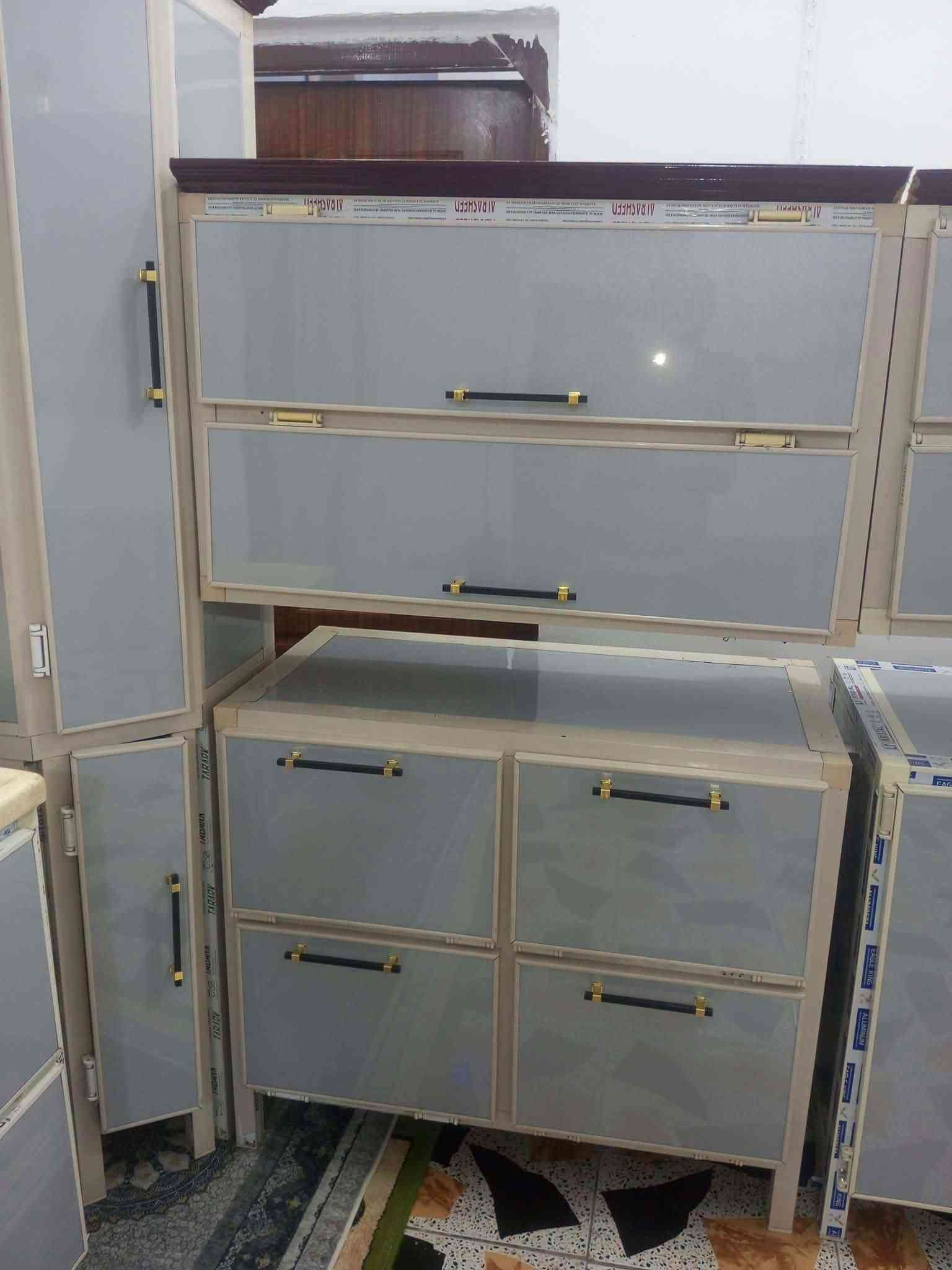 استخدام قليل • سنك مرمر • ٥م